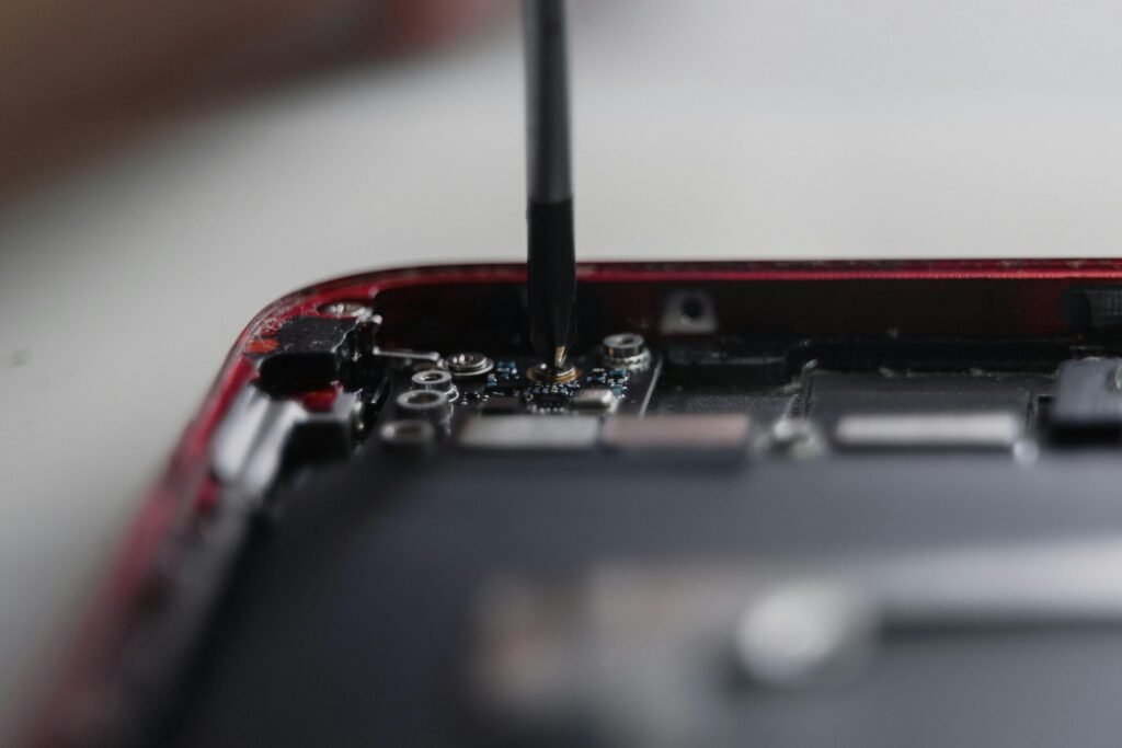 Buy used iPhone with warranty Montréal – BuyCellFix